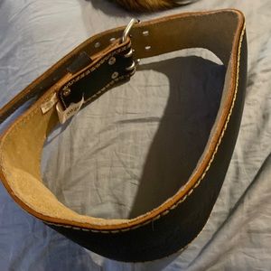 Harbinger weight lifting belt 6”